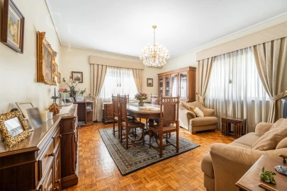 Apartamento T4 para Venda em Braga (Maximinos, Sé e Cividade)