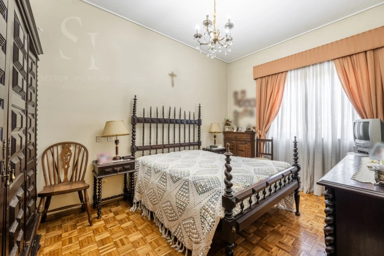 Apartamento T4 para Venda em Braga (Maximinos, Sé e Cividade) Foto 11