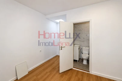 Moradia T3 para Venda em Campanhã