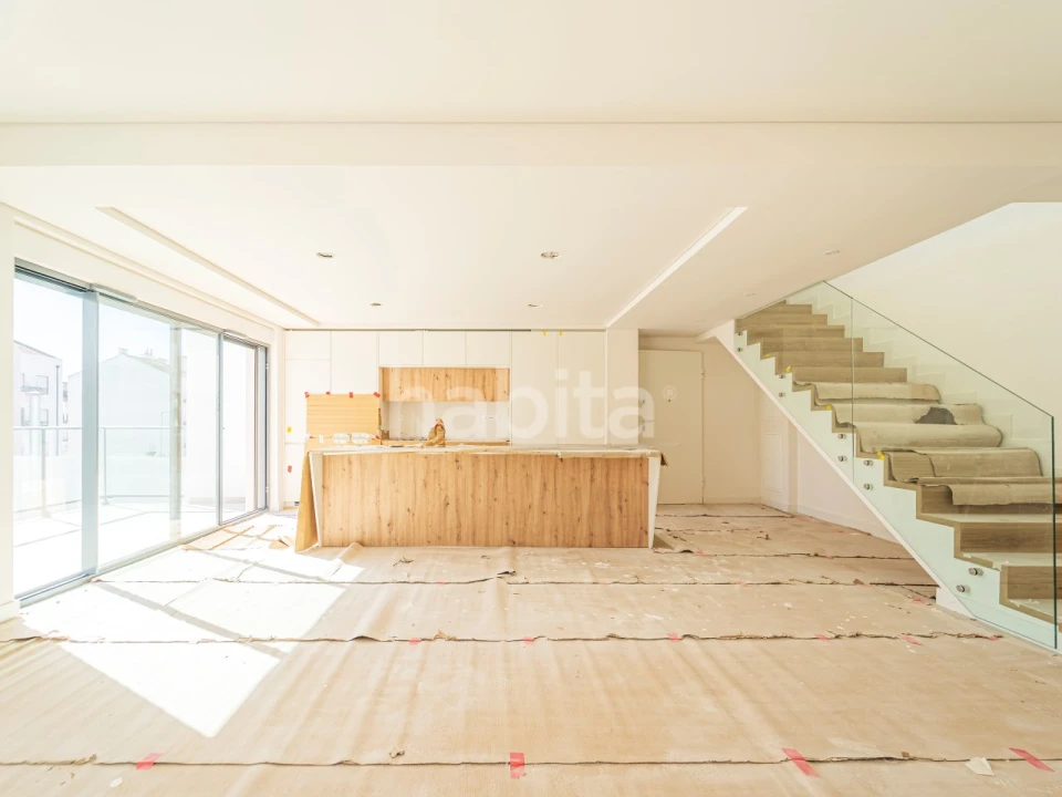 Apartamento T5 para Venda em Montijo e Afonsoeiro Foto 6