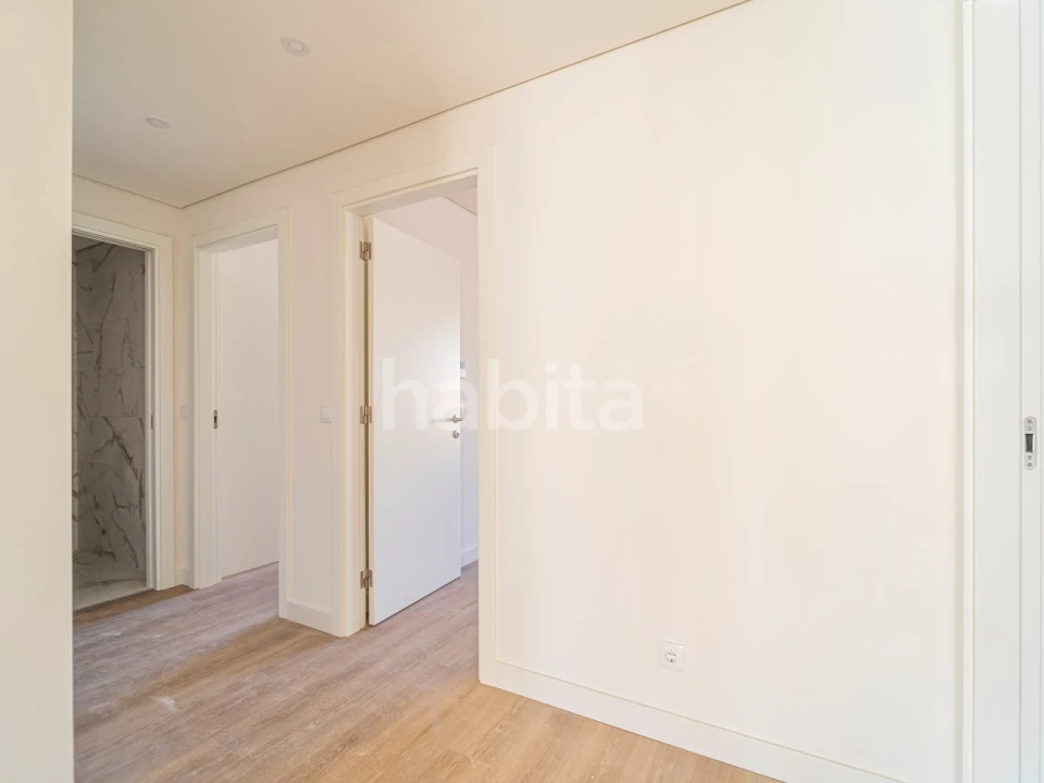 Apartamento T5 para Venda em Montijo e Afonsoeiro Foto 9