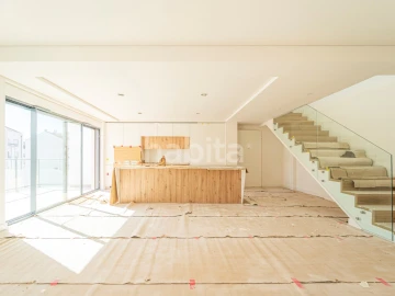 Apartamento T5 para Venda em Montijo e Afonsoeiro
