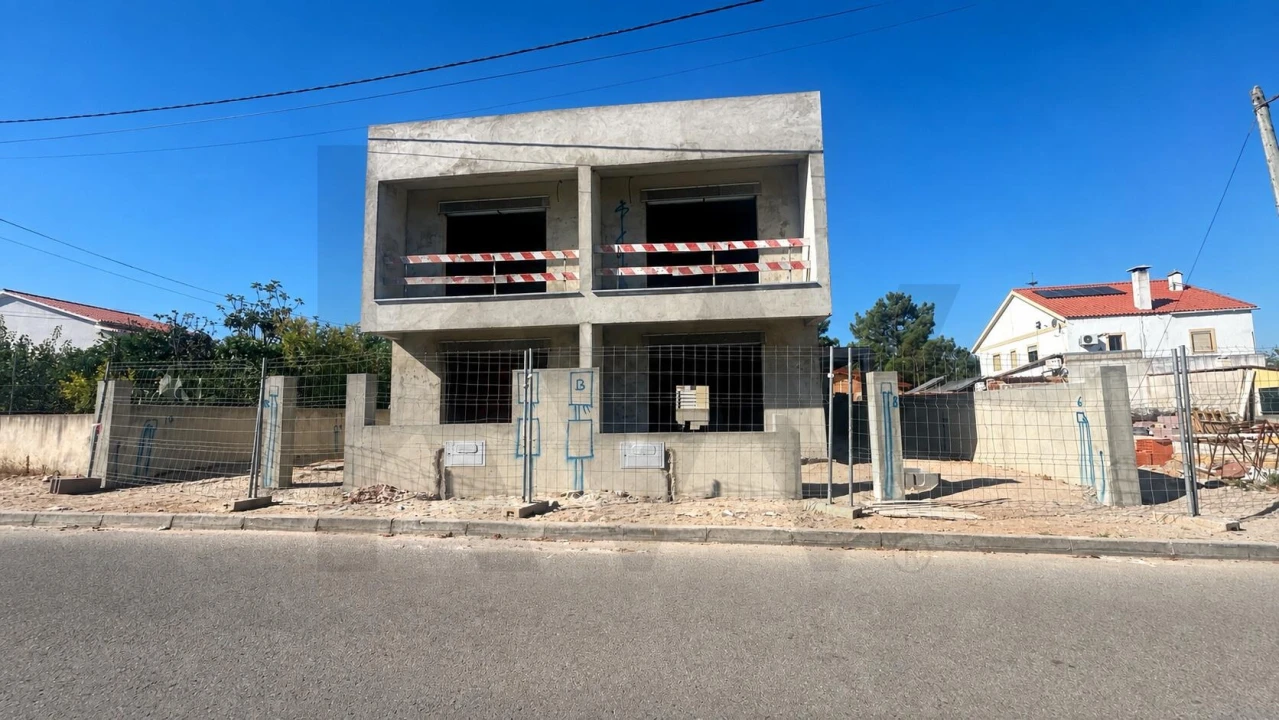 Moradia T3 para Venda em Fernao Ferro Foto 14