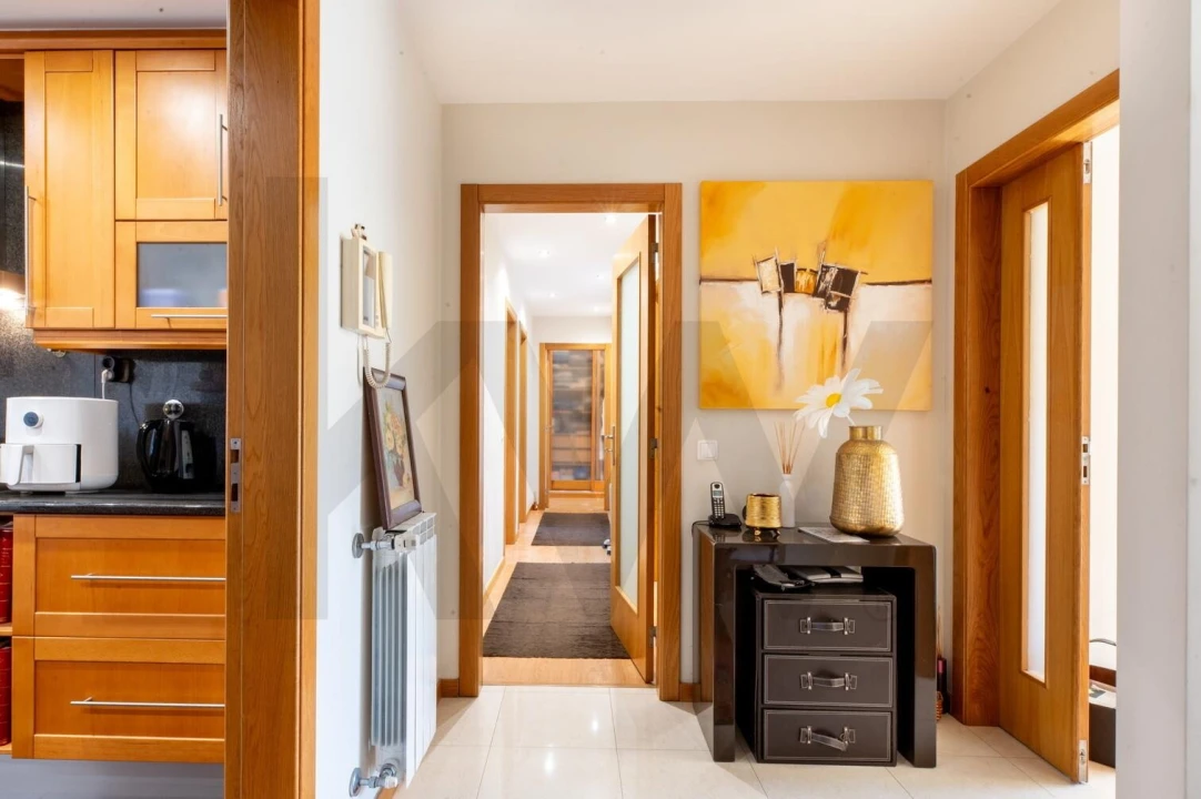 Apartamento T3 para Venda em Avelar Foto 1