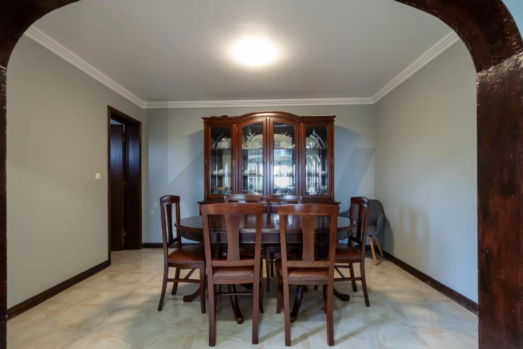 Moradia T3 para Venda em Lomba da Maia Foto 14