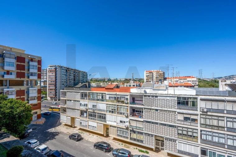 Apartamento T2 para Venda em Lumiar Foto 9