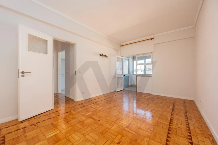 Apartamento T2 para Venda em Lumiar Foto 3