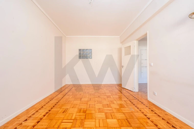 Apartamento T2 para Venda em Lumiar Foto 4