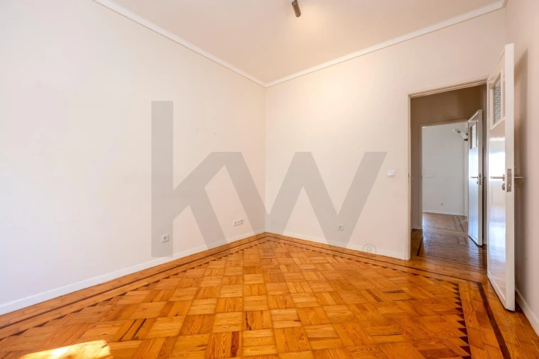 Apartamento T2 para Venda em Lumiar Foto 14