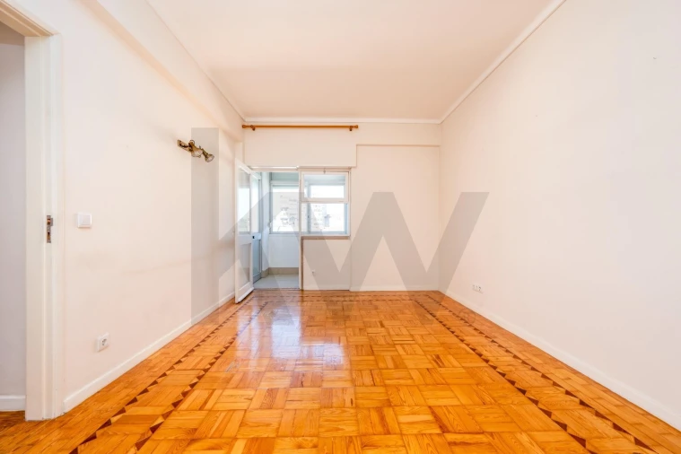 Apartamento T2 para Venda em Lumiar Foto 2