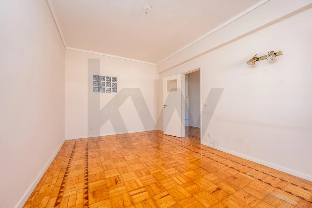 Apartamento T2 para Venda em Lumiar Foto 5