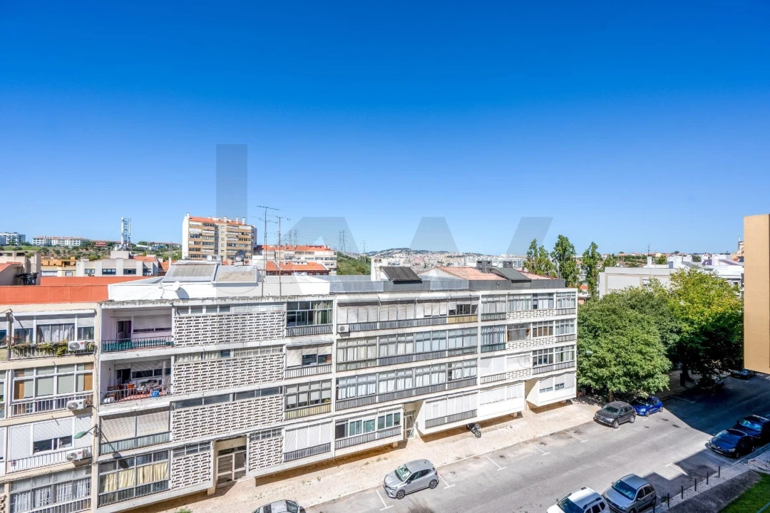 Apartamento T2 para Venda em Lumiar Foto 8