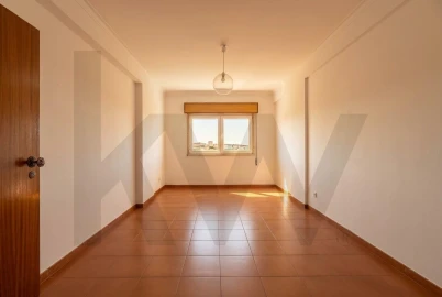 Apartamento T1 para Venda em Venteira
