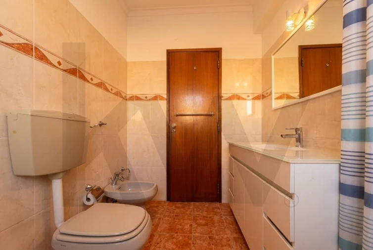 Apartamento T1 para Venda em Venteira Foto 10