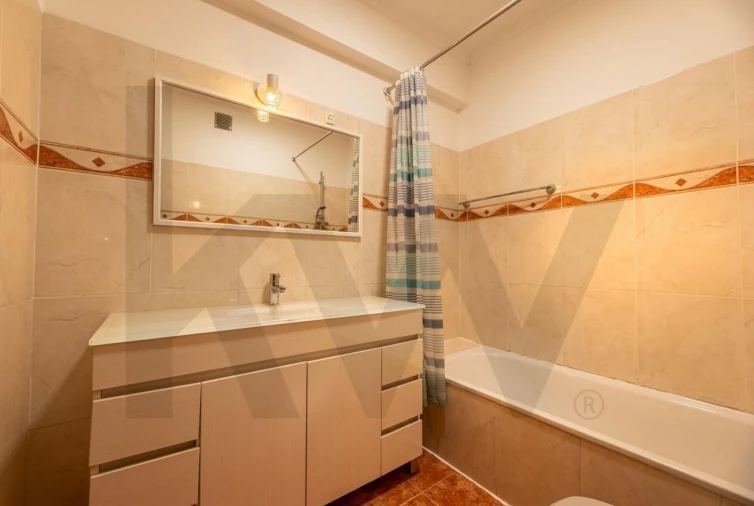 Apartamento T1 para Venda em Venteira Foto 9