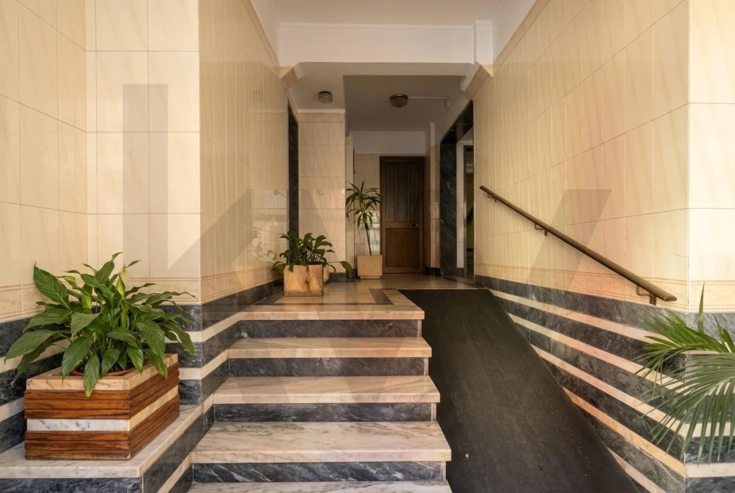 Apartamento T1 para Venda em Venteira Foto 24