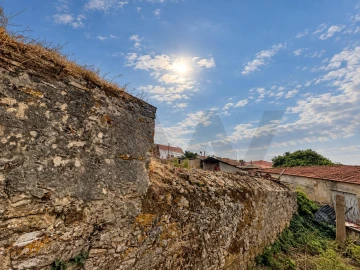 Moradia T5 para Venda em Famalicão