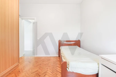 Apartamento T4 para Arrendamento em Olivais