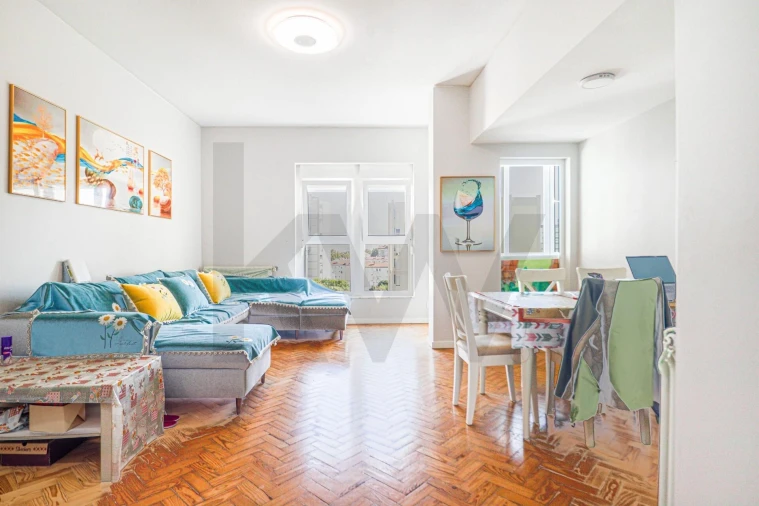 Apartamento T4 para Arrendamento em Olivais Foto 3