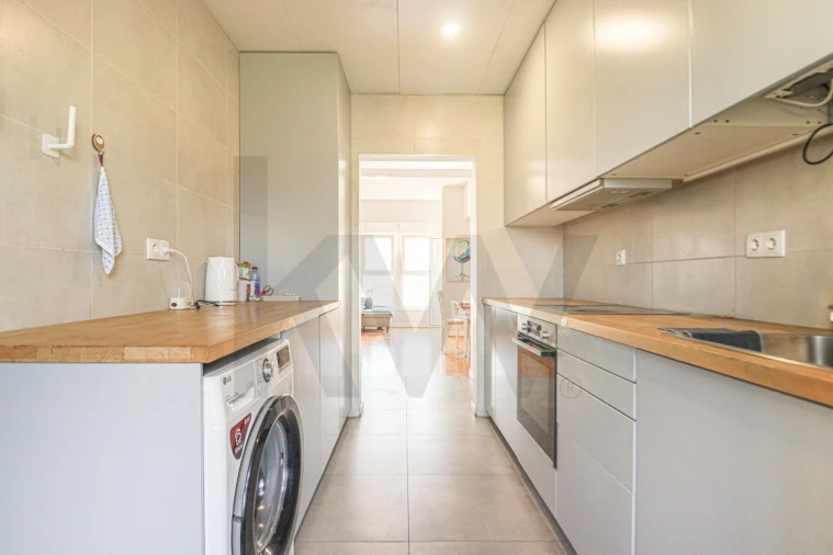 Apartamento T4 para Arrendamento em Olivais Foto 5