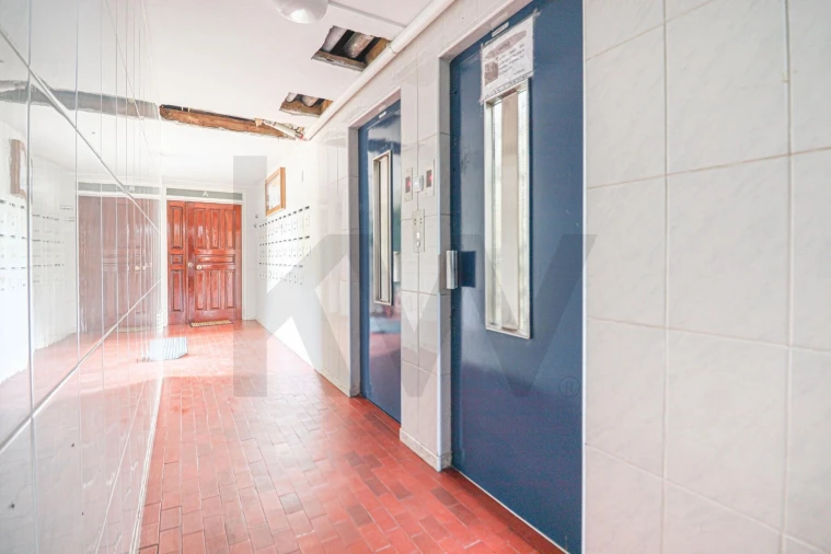 Apartamento T4 para Arrendamento em Olivais Foto 20