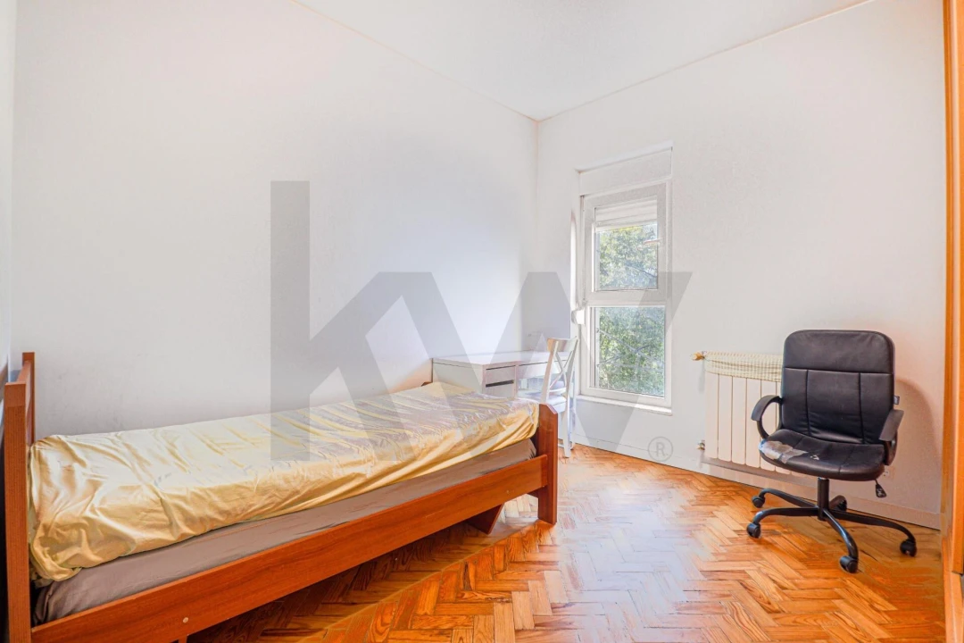 Apartamento T4 para Arrendamento em Olivais Foto 10