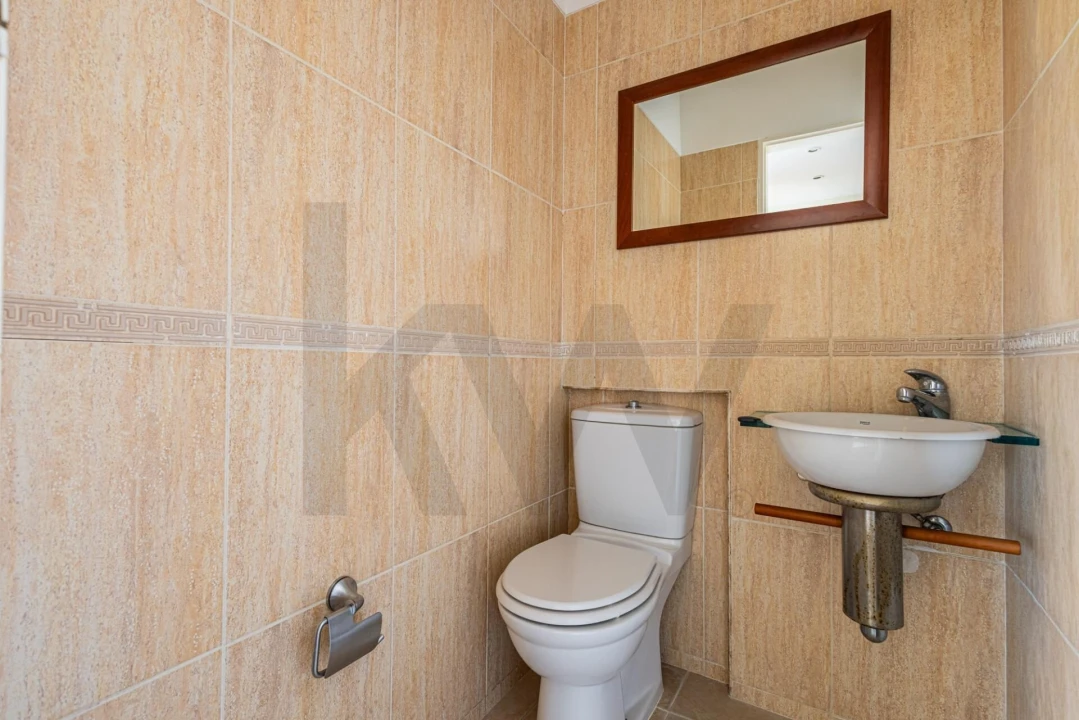 Apartamento T3 para Venda em Carnaxide e Queijas Foto 27