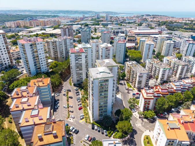 Apartamento T3 para Venda em Carnaxide e Queijas Foto 43