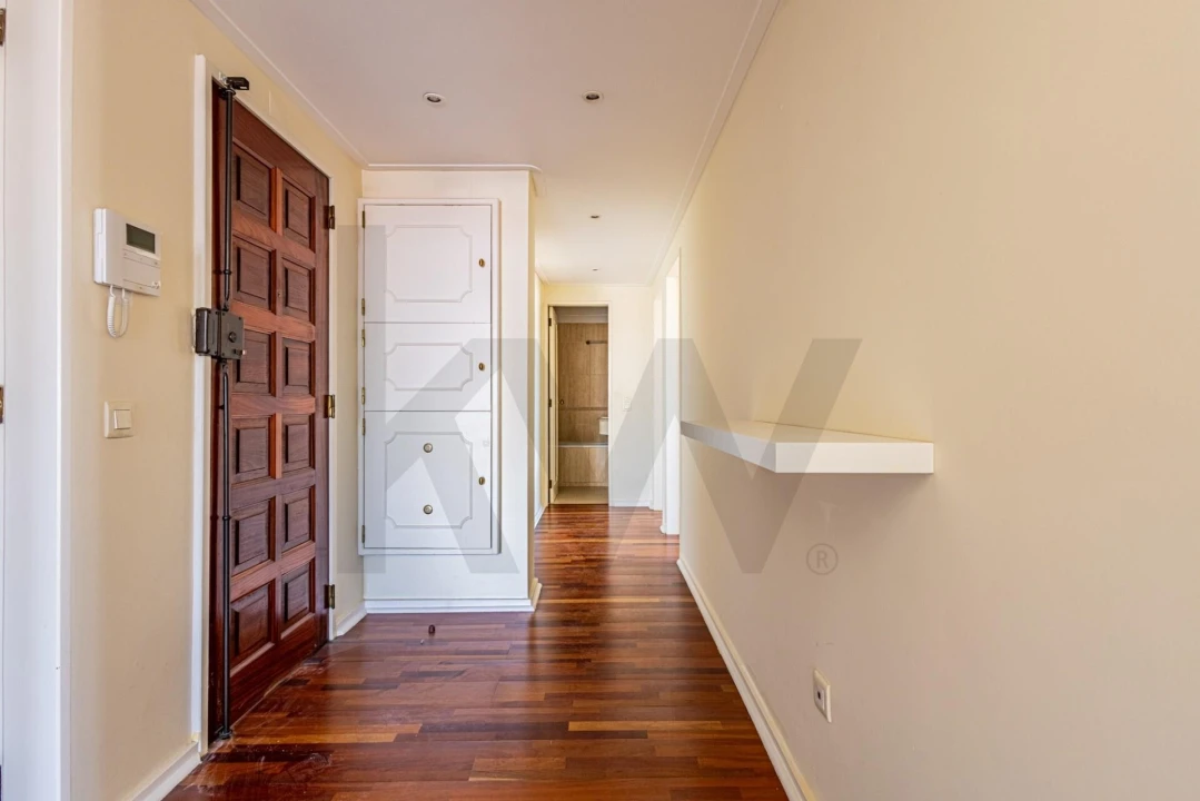 Apartamento T3 para Venda em Carnaxide e Queijas Foto 40