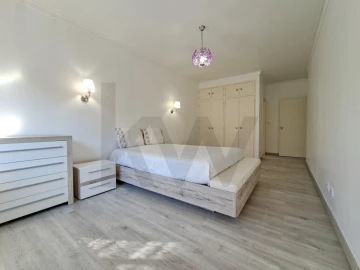 Apartamento T2 para Arrendamento em Cascais e Estoril