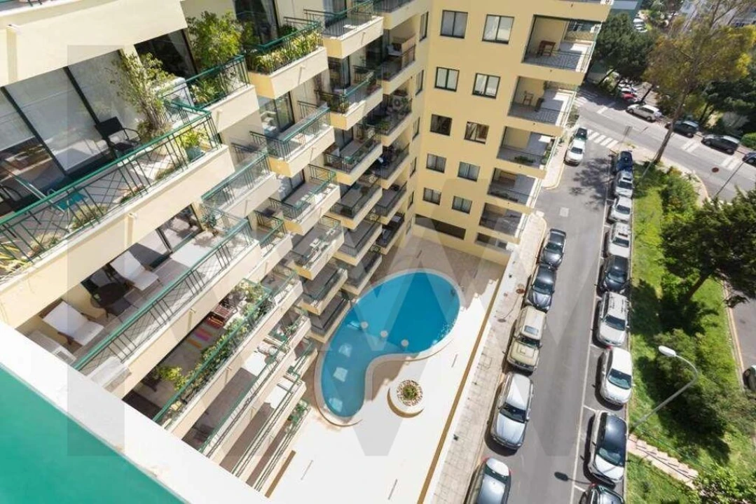 Apartamento T2 para Arrendamento em Carnaxide e Queijas Foto 35