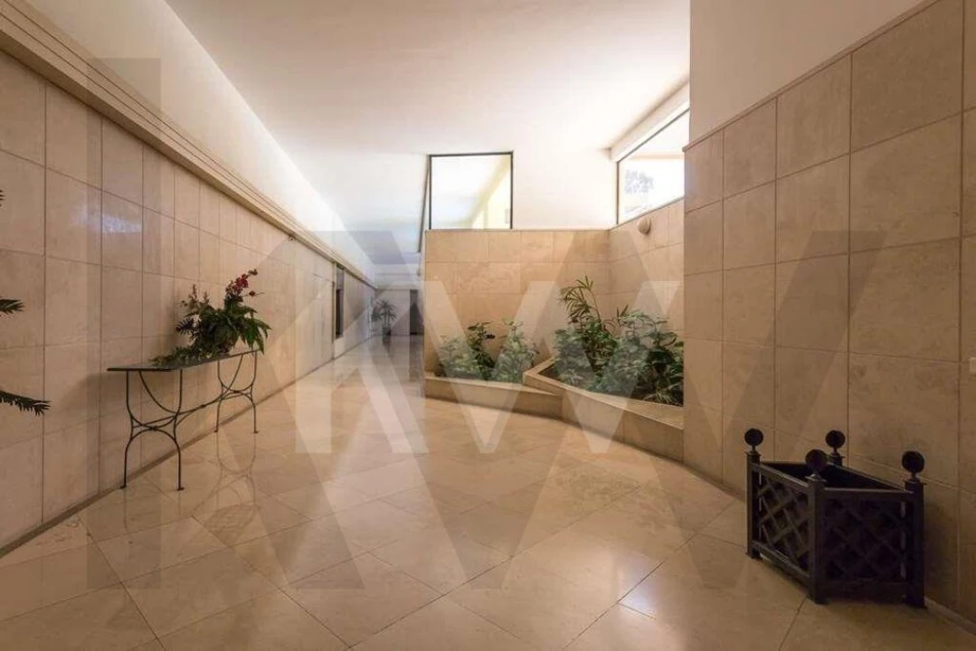 Apartamento T2 para Arrendamento em Carnaxide e Queijas Foto 34