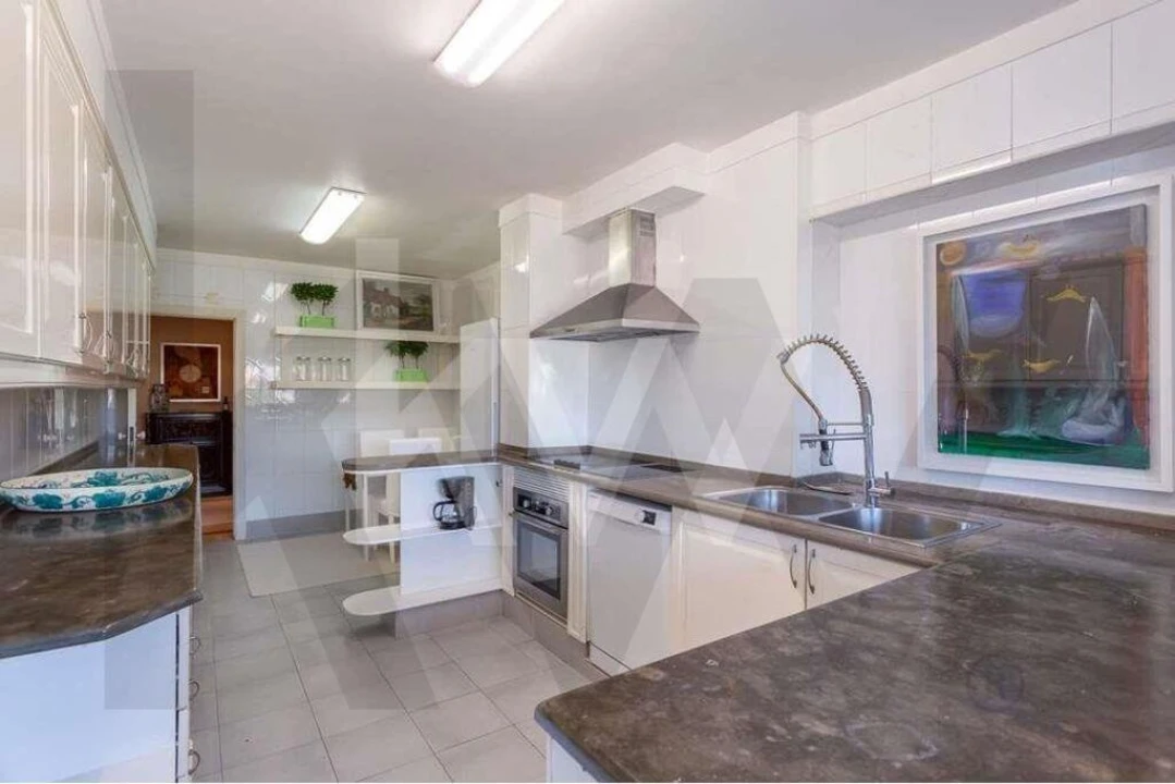 Apartamento T2 para Arrendamento em Carnaxide e Queijas Foto 28