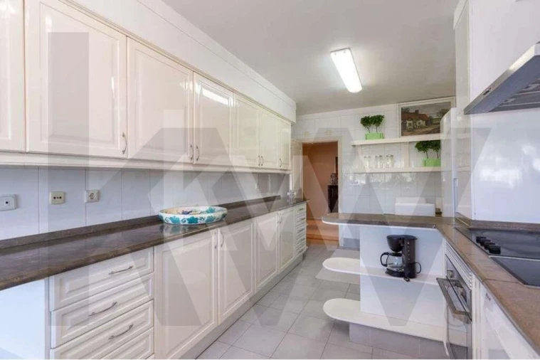 Apartamento T2 para Arrendamento em Carnaxide e Queijas Foto 30