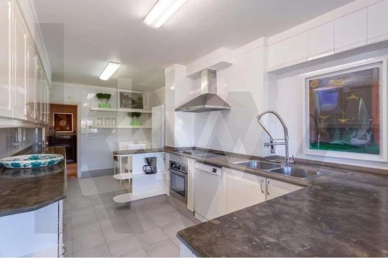 Apartamento T2 para Arrendamento em Carnaxide e Queijas Foto 28