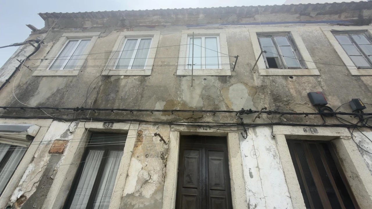 Prédio para Venda em Sesimbra (Santiago) Foto 1
