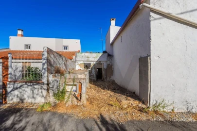 Terreno para Venda em Faro (Sé e São Pedro)