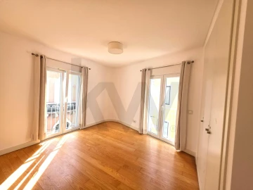 Apartamento T2 para Venda em Misericórdia