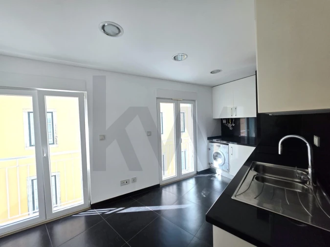 Apartamento T2 para Venda em Santo António Foto 6