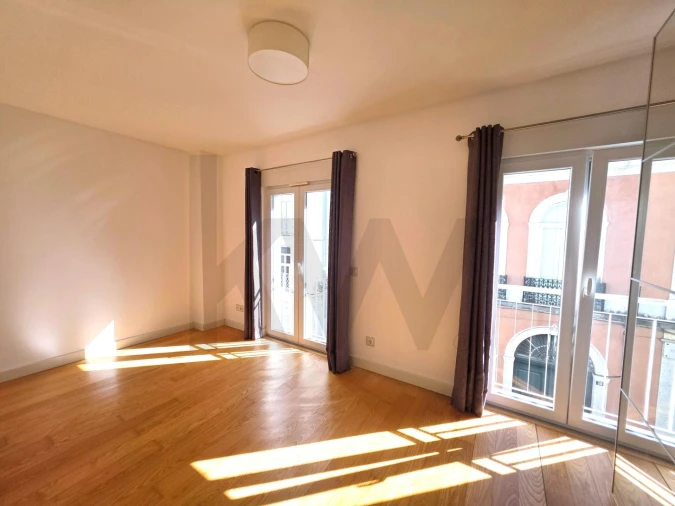 Apartamento T2 para Venda em Santo António Foto 15