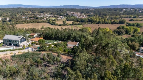 Terreno para Venda em Travassô e Óis da Ribeira