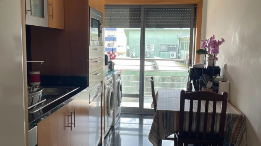 Quarto para Arrendamento em Paranhos