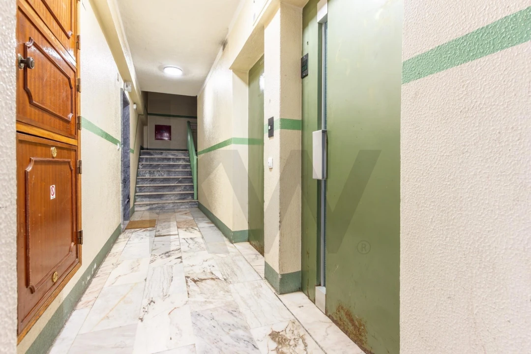 Apartamento T2 para Venda em Cacém e São Marcos Foto 19