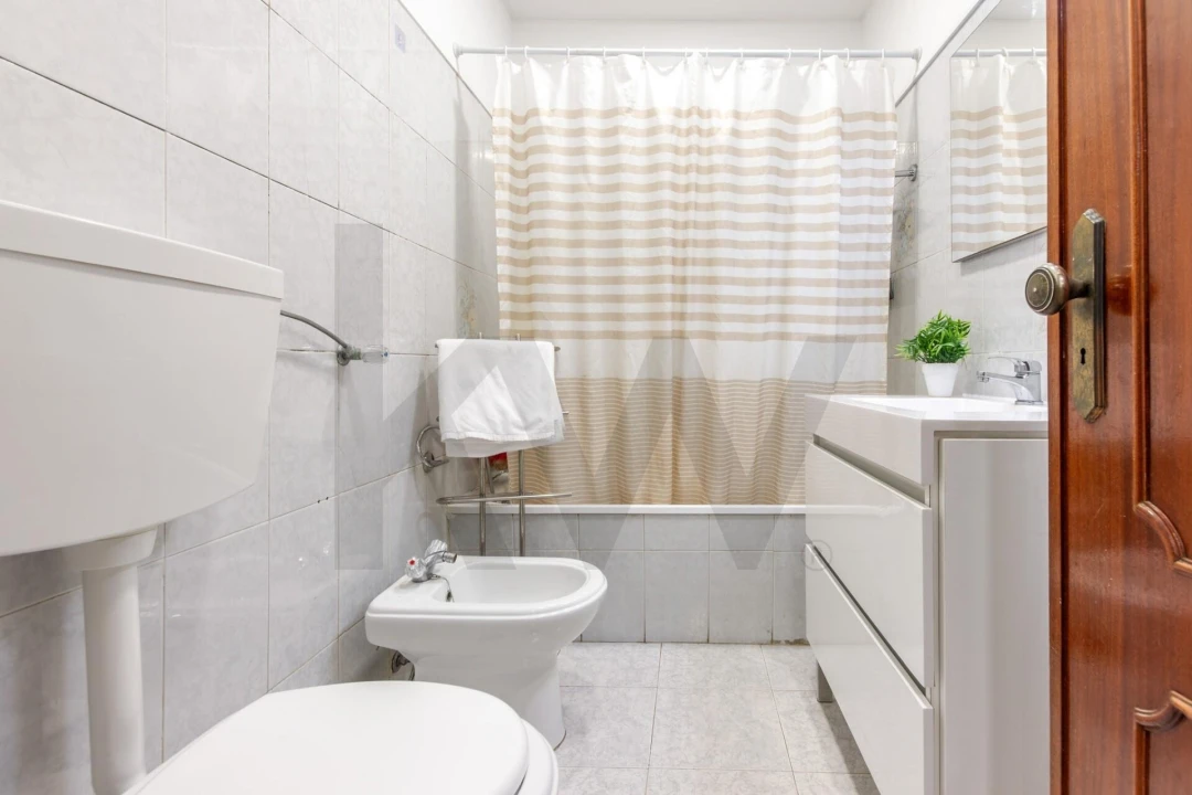 Apartamento T2 para Venda em Cacém e São Marcos Foto 15