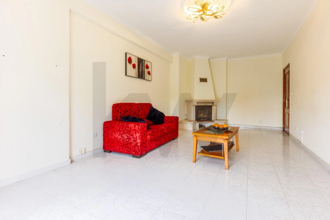 Apartamento T2 para Venda em Cacém e São Marcos Foto 5