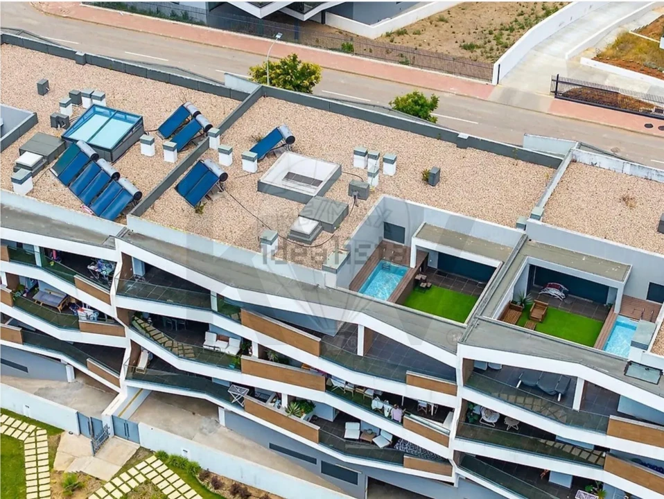 Apartamento T3 para Venda em Venteira Foto 26