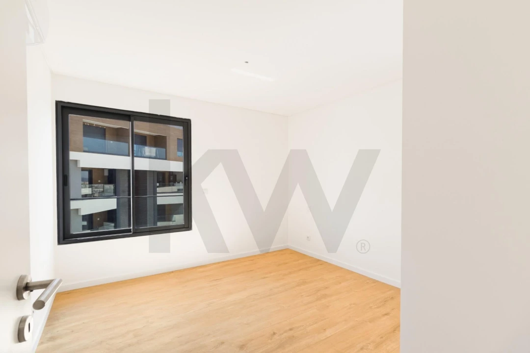 Apartamento T3 para Venda em Venteira Foto 14
