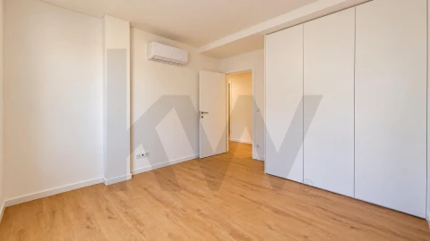 Apartamento T3 para Venda em Venteira