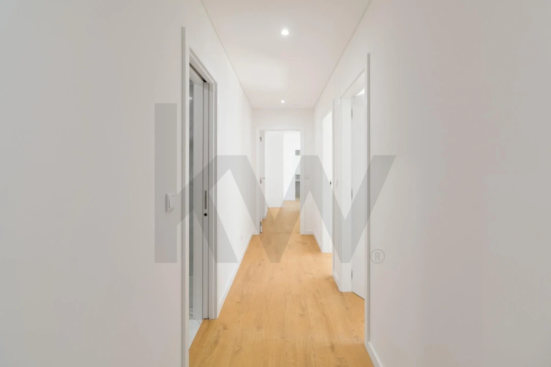 Apartamento T3 para Venda em Venteira Foto 17