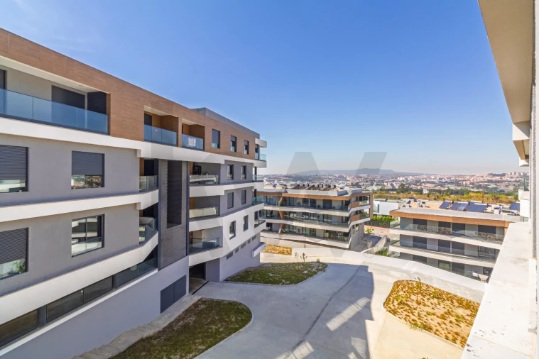 Apartamento T3 para Venda em Venteira Foto 9